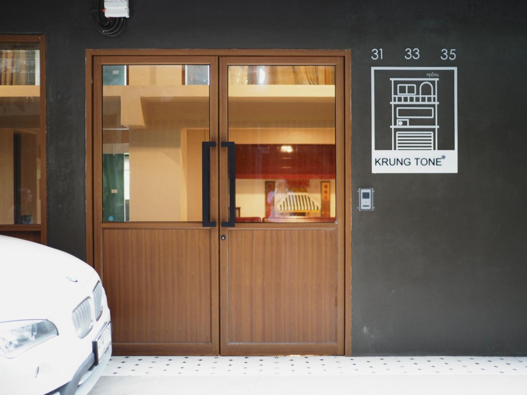 Krung Tone Hostel Bangkok Exterior foto